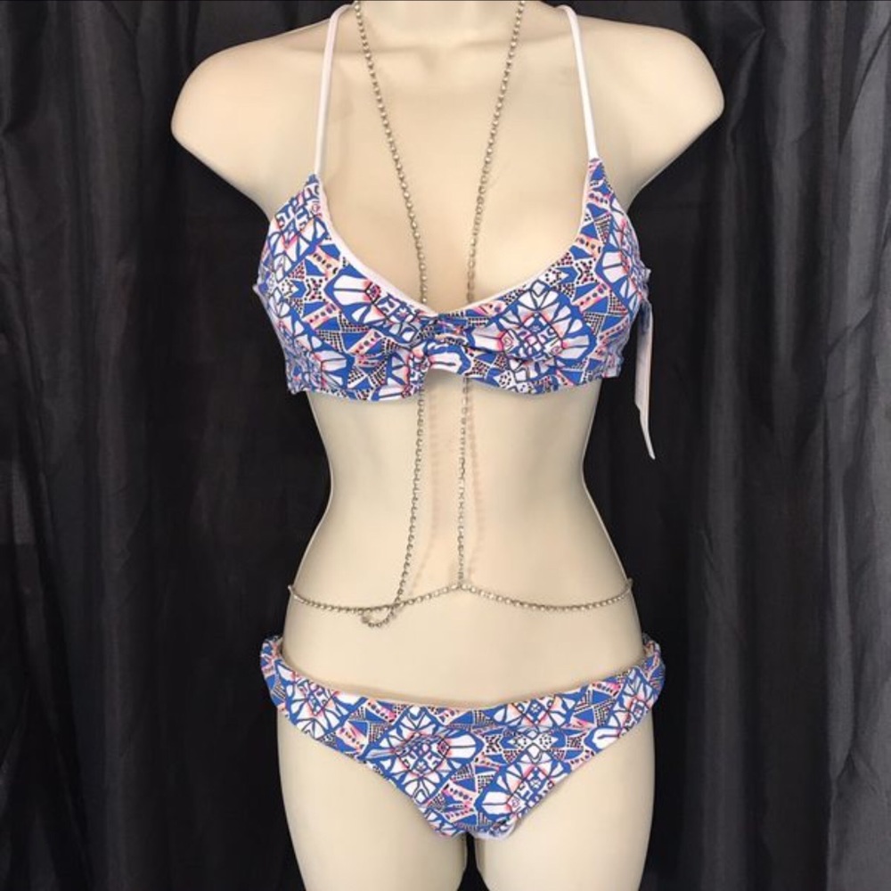 New Aztec lk print bikini w strappy cheeky bottom